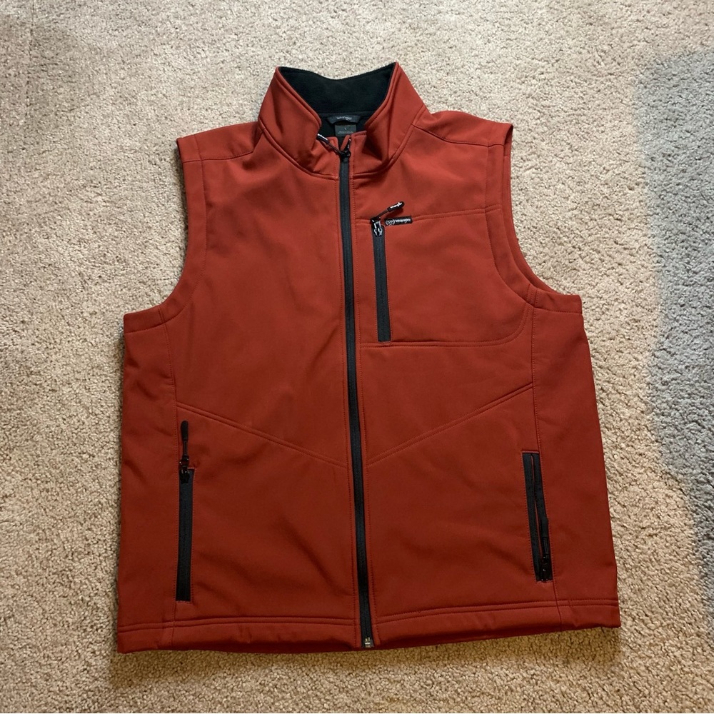 Wrangler Water Repellent Trail Vest Men’s Size Large